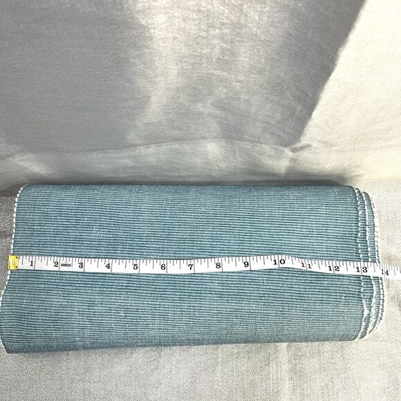 Mainstays Ribbed Chambray Table Placemat, 13 in x 18 in, Set of 9, Blue - Picture 6 of 8